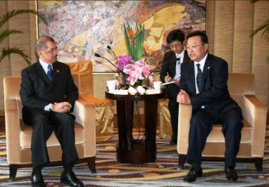 President Michel during his meeting with the vice-mayor of Shanghai Tang Dengjie