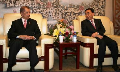 President Michel in a meeting with the deputy governor of Guandong province Zhu Ziao Dan