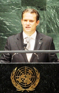 Mr Adam addressing the UN General Assembly