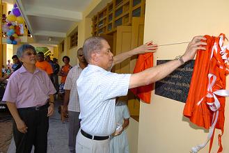 New Baie Ste Anne School inaugurated