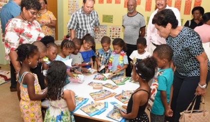 Anse Aux Pins pupils gifted with reading centre on Children’s Day