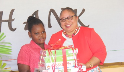 School for the Exceptional Child receives donation from Roche Caiman MNA