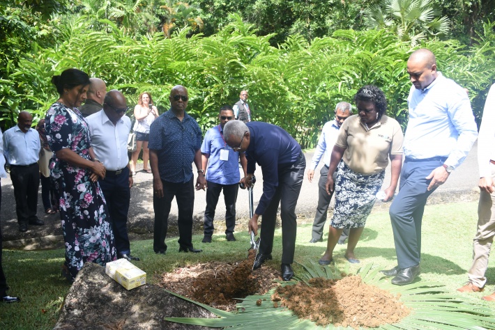 President Solih plants coco-de-mer tree and explores attractions on Mahé