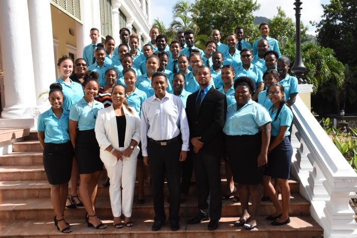 Young parliamentarians meet President Faure