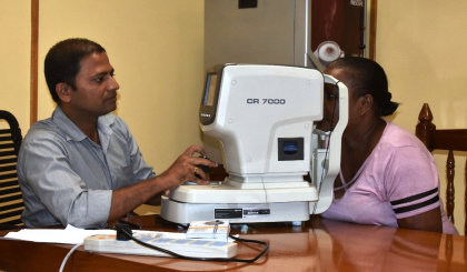 Rising Lions Club Seychelles conduct free eye screening camp for IDC employees
