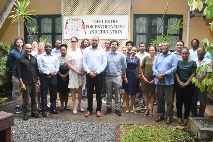 Setting up a locally managed marine area in Seychelles