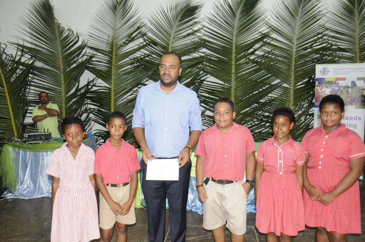 Mont Fleuri primary and secondary take home top prizes in Sids competition