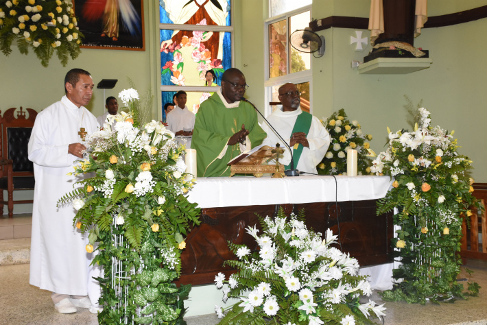 Special mass held for tourism industry workers