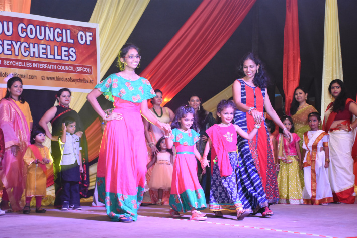 Hindus mark Diwali with colourful spectacle