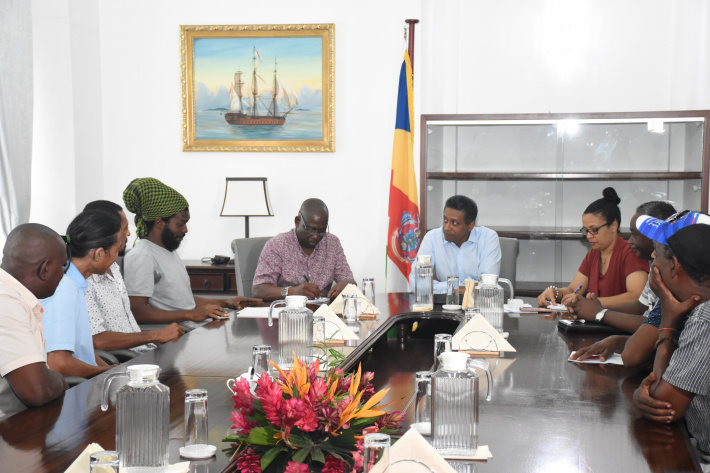 Stevedores thank President Faure for new regulations