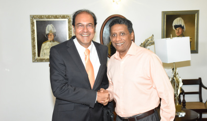 Mauritian Minister for housing and land use calls on President Faure