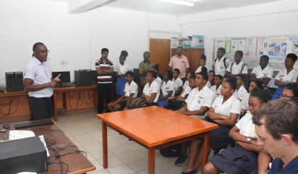 Nisti brings STEM programme to Anse Boileau secondary school