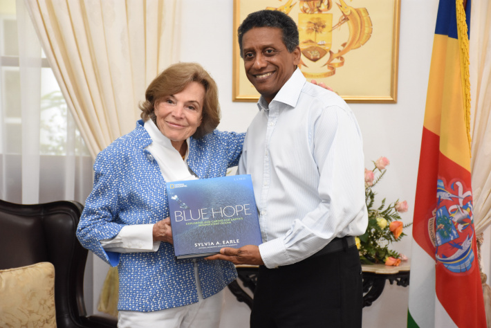 President Faure receives world-famous ocean explorer at State House