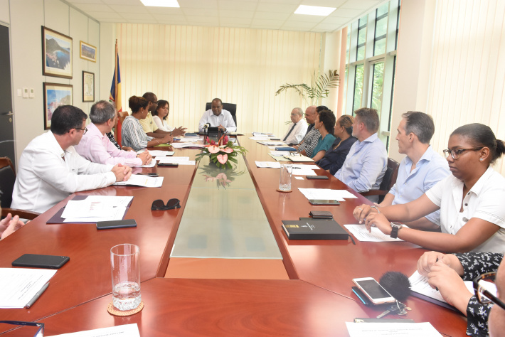 Mentors committee discuss Seychellois participation in top managerial positions