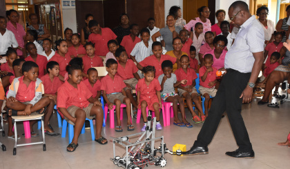 Nisti brings robotics to the School for the Exceptional Child