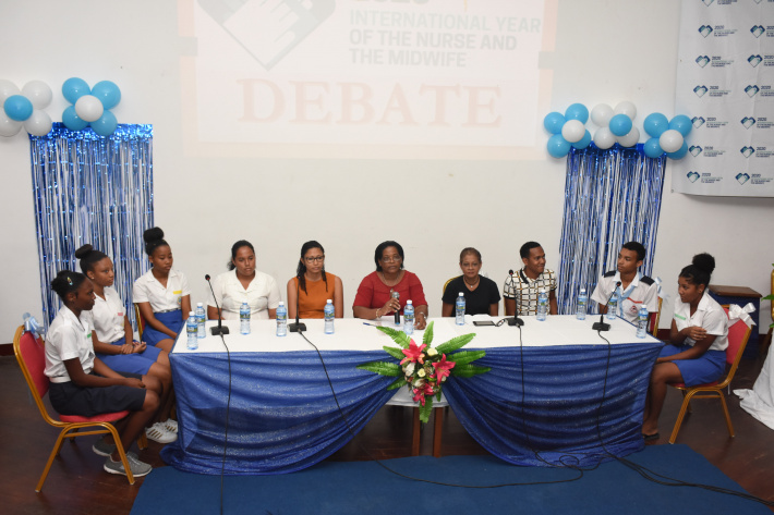 Secondary students debate about nursing profession