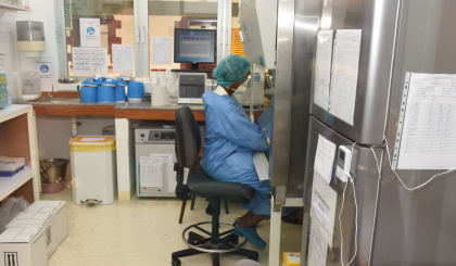 A dip in the world of our ‘behind-the-scene’ warriors: the lab professionals!