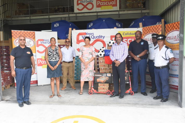 Pillay R Group, Calidad Pascual show appreciation to health care workers and police officers