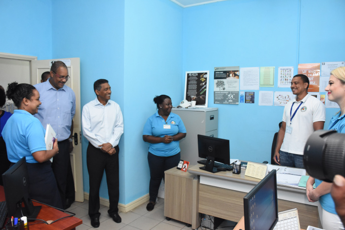 President visits Apdar centres