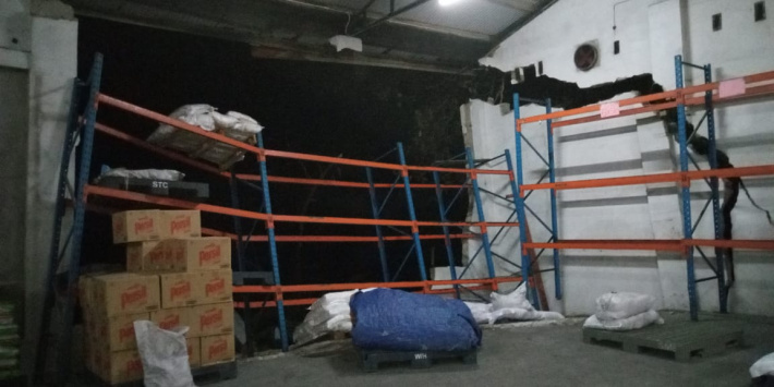 STC warehouse at Amitié collapses