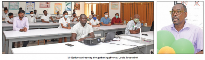 Anse Royale secondary gets its first ever science club