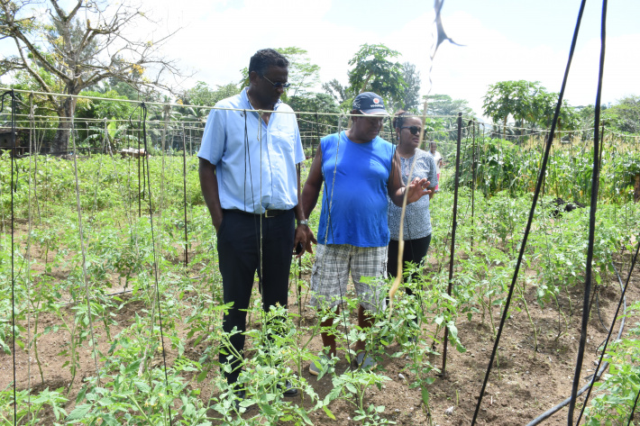 Farmers get the thumbs up from agriculture minister