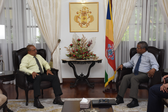 Ambassador Dick Esparon pays farewell call on President Ramkalawan