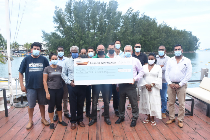 Boat owners contribute to ‘Make a Child Smile’