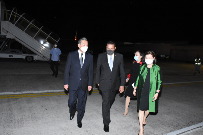 Seychelles welcomes China’s foreign minister
