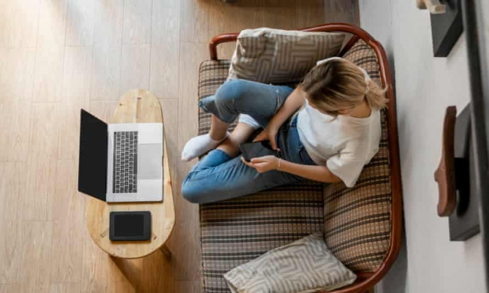 How to study at home during coronavirus – by online students and tutors