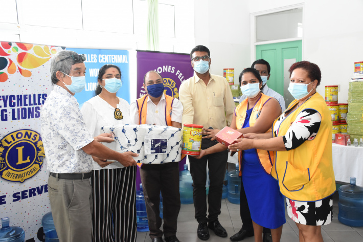 Three health centres receive donation from Lions Club