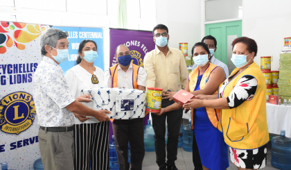 Three health centres receive donation from Lions Club