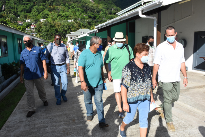 Président Ramkalawan et sa délégation commencent leurs visites sur les îles éloignées