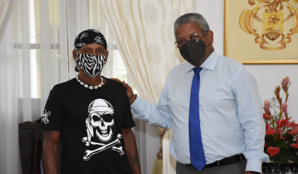 President Ramkalawan meets with dream chaser Paul ‘Fisher’ D’Offay