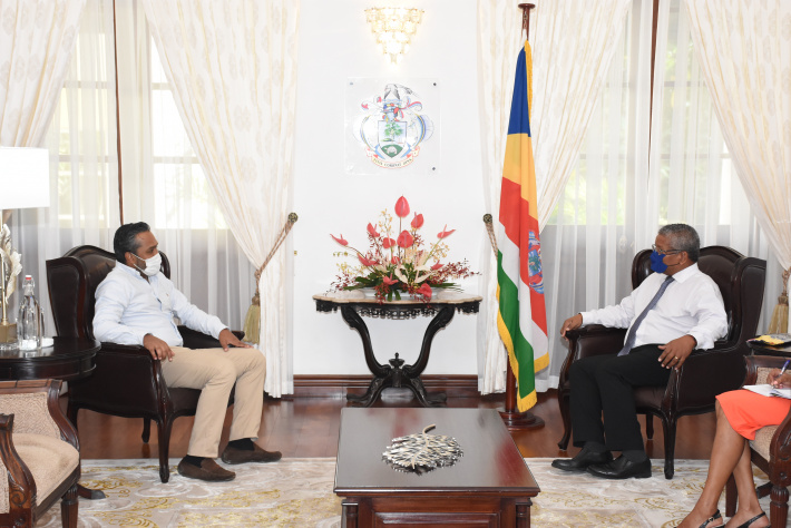 President Ramkalawan meets sports high achievers and ambassadors