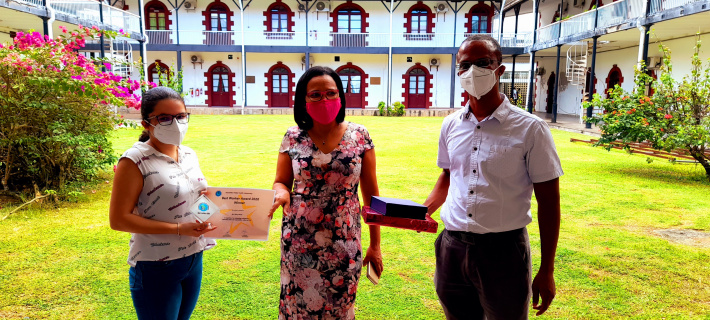 Laboratory staff recognised for their achievements and devotion