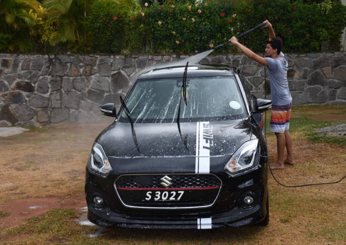 Car wash no longer a hassle with Alpha’s Mobile Car Wash Service