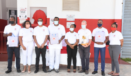 Red Cross Seychelles rewards blood donors