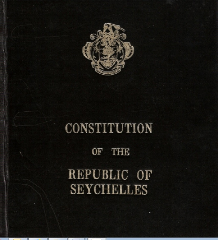 Gloire à notre Constitution qui célèbre ses 28 ans