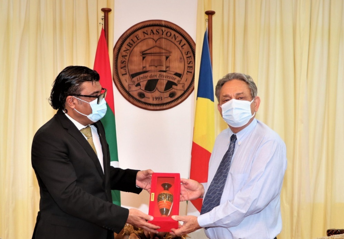 Maldivian HC calls on Assembly Speaker Roger Mancienne