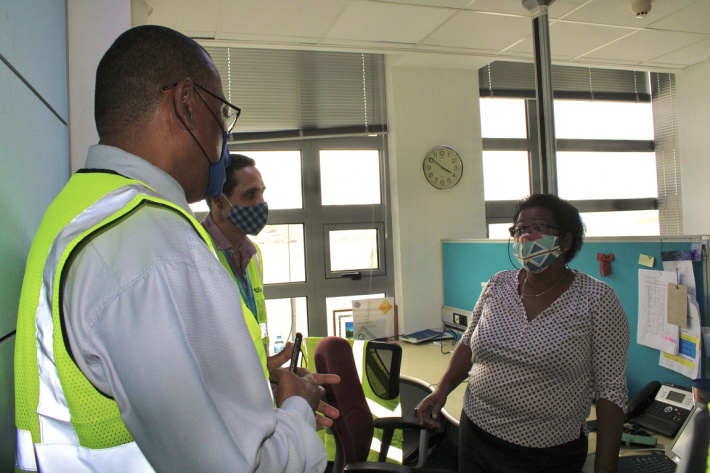Minister Derjacques makes support visit to Air Seychelles