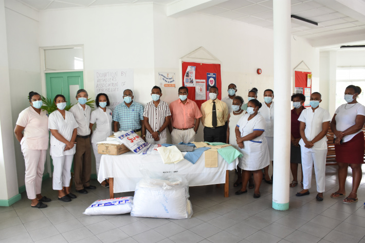 Retailers’ association, KAEL Imports donate essential items to English River health centre