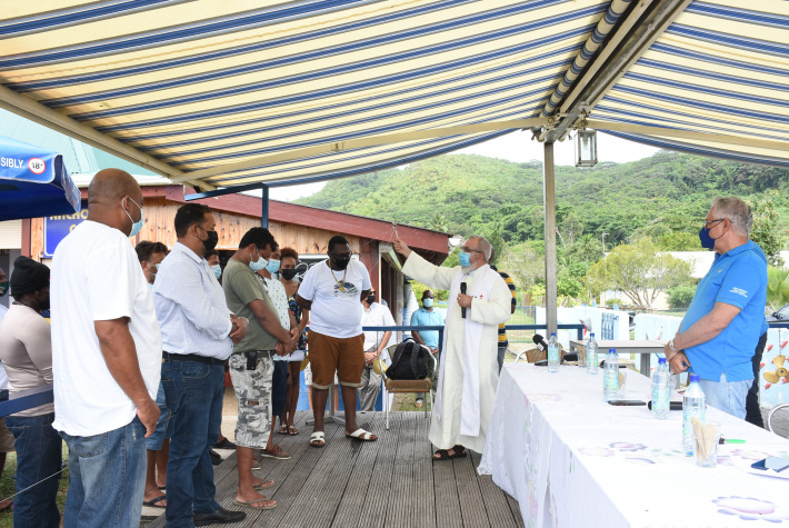 Fishermen from Anse Boileau and Anse à La Mouche jointly form new association