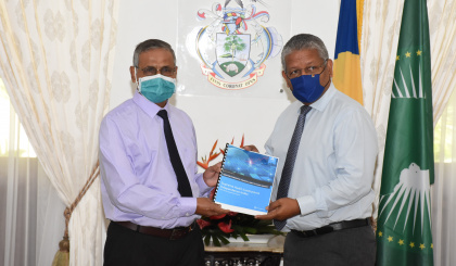 Auditor General’s Office presents  report to President Ramkalawan   