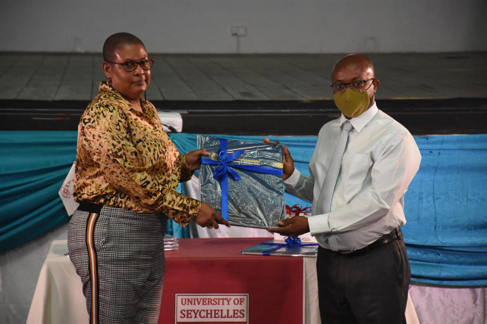 CBS governor gives lecture on UniSey’s 12th anniversary