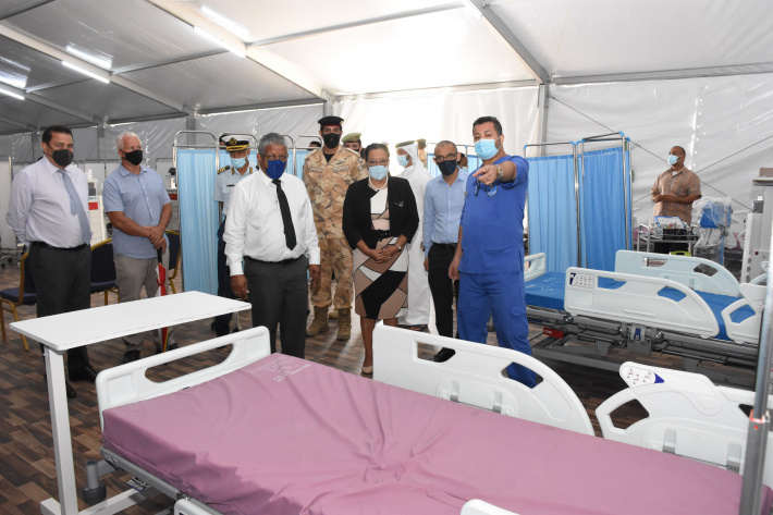 State of Qatar officially hands over mobile hospital