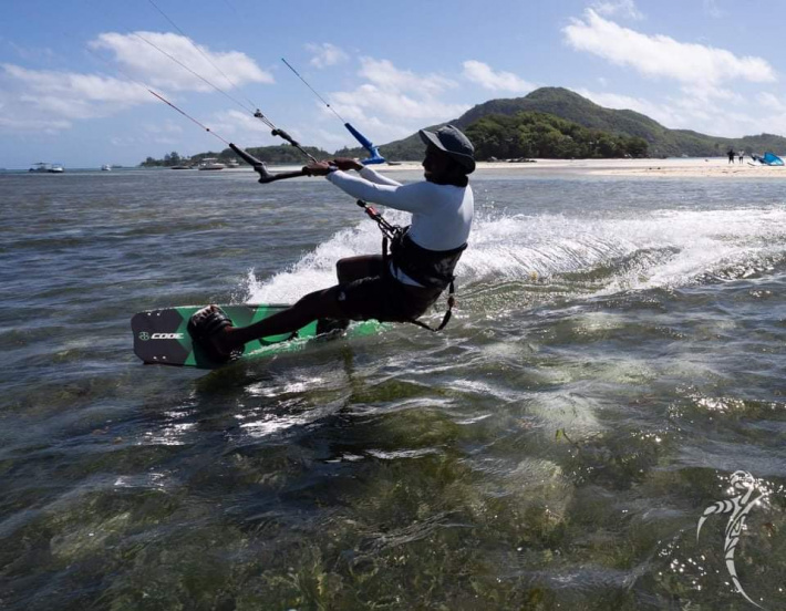 Windsurfing and kitesurfing: Mahé-Praslin crossing