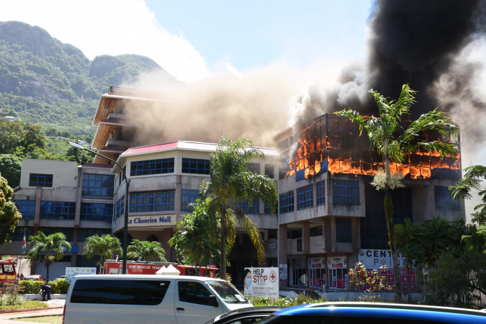    Fire consumes part  of Le Chantier Mall