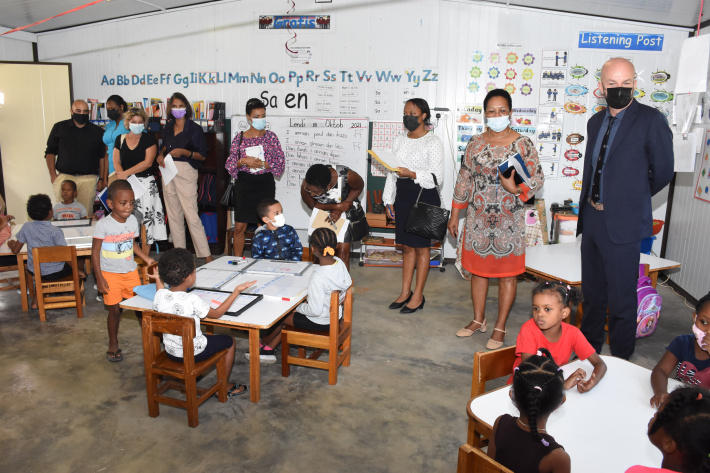 Anse Boileau schools host delegation from L’École Française des Seychelles