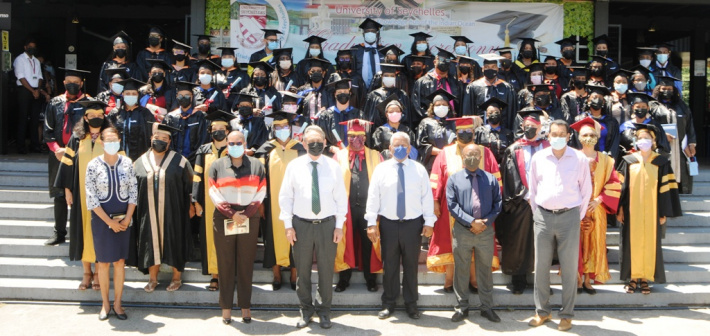 55 graduate from UniSey